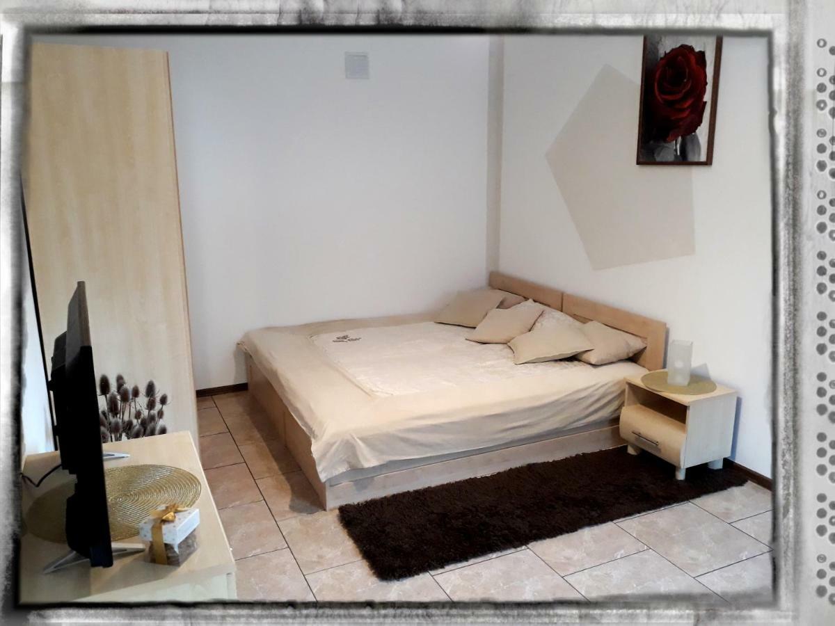 Apartamento Pensjonat U Kasi Węgorzewo Exterior foto